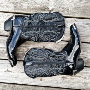 Durango Cowboy Boots with beautiful silver accents